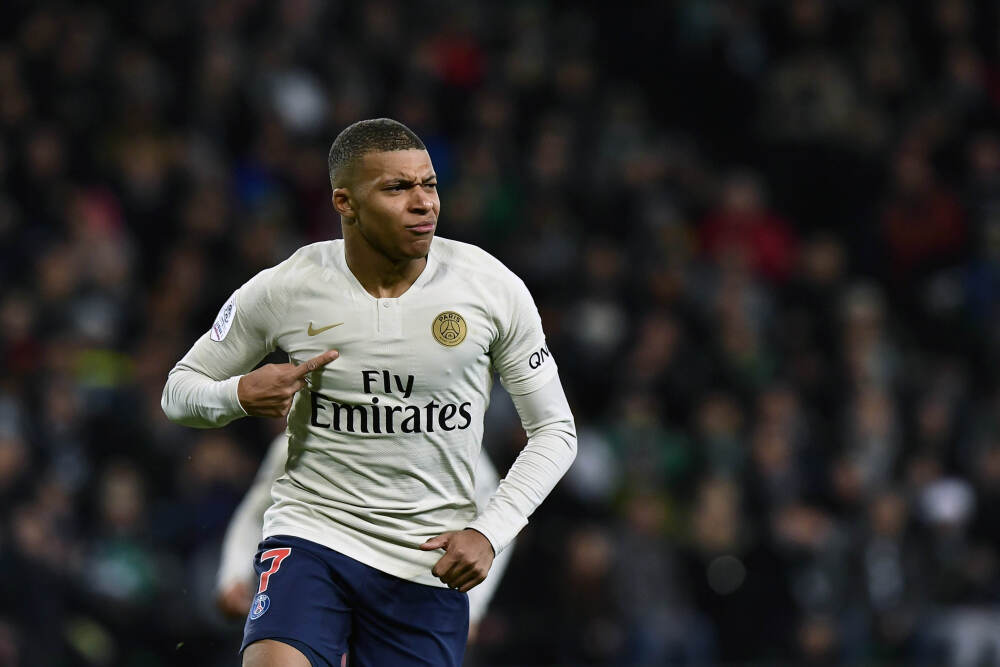 预售票房平淡 跨年看电影热度能否重现？